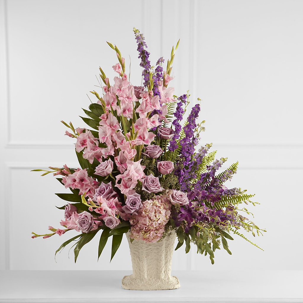 Flowing Garden Arrangement – Blue Ridge Flowers, Blue Ridge GA