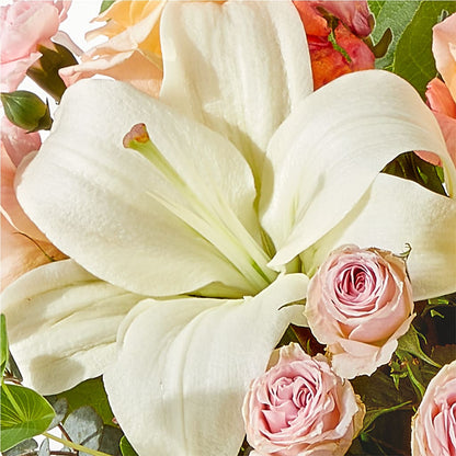 Grapefruit Splash Bouquet –  Blue Ridge Flowers, Blue Ridge GA
