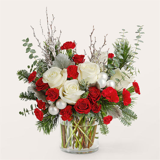 Trimming the Tree Bouquet –  Blue Ridge Flowers, Blue Ridge GA